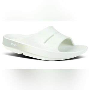 OOFOS Women's Sport Slide Sandals Sz 11